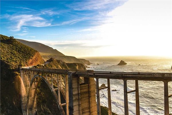 Kaliforniya ya da Avustralya'daki rya gibi grnen yol gezilerine kmak.