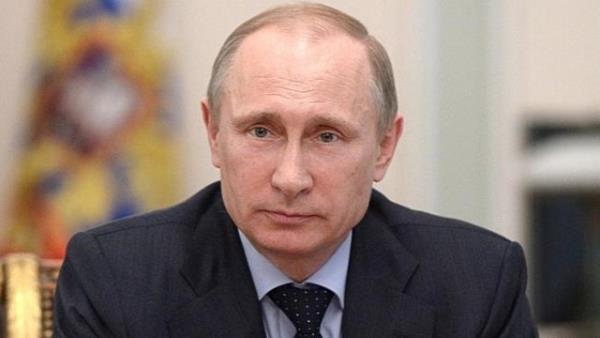 <br><b>6. Vladimir Putin</b></br>  Suriye'de Be�ar Esad'� destekleyen, ard�ndan Ukrayna'n�n do�usunda kanl� bir i� sava��n fitilini ate�leyen Putin, ABD'yi kar��s�na alarak so�uk sava��n ad�mlar�n� atan ki�i olarak g�r�l�yor.