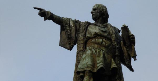 <br><b>Columbus Heykeli</b></br>  Cenova'l kaif Christopher Columbus'un 1888 ylnda ina edilen bu heykeli yaklak 60 metre uzunluunda.