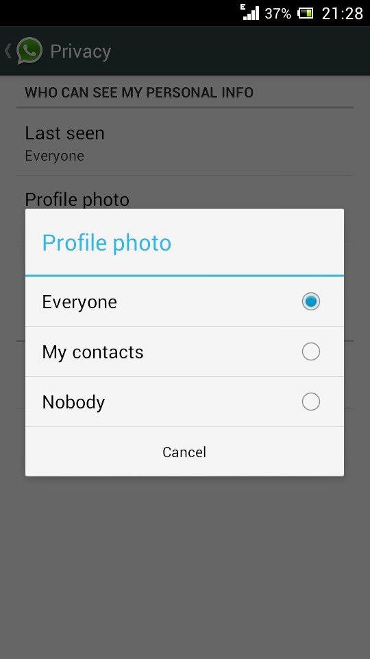 <p><b>Profil resminizi koruyun</b></p>  Gizlilie ok nem verenlerden misiniz? Peki size profil resminizi sadece belirlediiniz kullanc grubunun grebileceini sylesek ne derdiniz? Profil resmi ayarlarnz yapmak iin Ayarlar > Hesabm > Gizlilik yolunu izleyebilirsiniz. Burada, "profil fotoraf" seeneini dilediiniz gibi ayarlayn. te WhatsApp`la profil resminizin gizliliini korumak bu kadar basit.