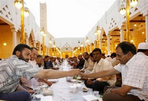 rnein kalbimizin arpmas, gzlerimizin uzak veya yakn bir objeye bakarken srekli netlii kaybetmeden grebilmesi gibi. ki sistemin dengesi bozulunca arpnt, terleme ve ishal gibi yaknmalar ortaya kabilir. Ancak oru tutmak da sempatik sistem ve parasempatik sistem arasndaki olmas gereken dengeyi salayan etkili bir yntem.