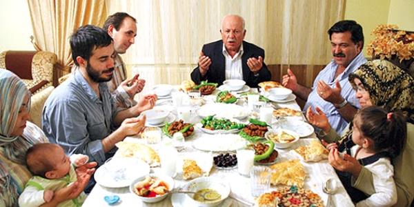 Diyabet geliimini engelliyor eker hastalarnda (Tip 2) grlen inslin direncinin en iyi tedavilerinden biri egzersiz, dieri ise alnan besinin azaltlmas yani oru.