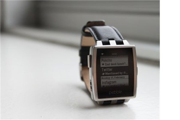 <br><b>Pebble'n yeni akll saati</b></br>  Pebble'n 2015 balarnda yeni akll saatini piyasaya karmas bekleniyor.