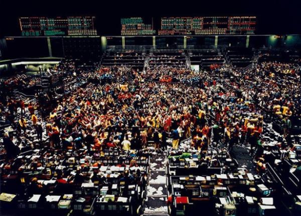 9. Andreas Gursky "Chicago Board of Trade" (1997) 2,355,597 dolar