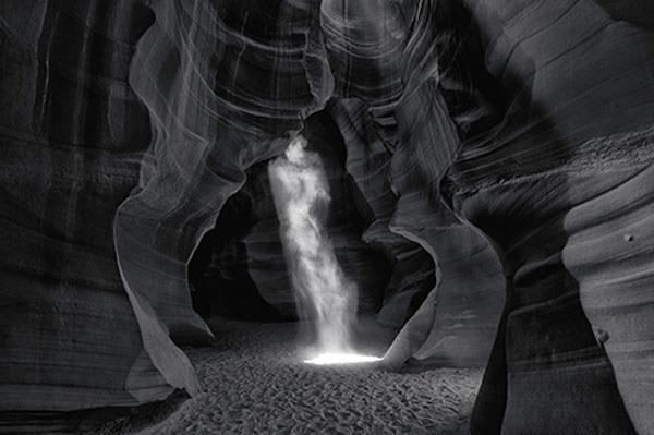 1. Peter Lik "Phantom" (1999) 6,500,000 dolar