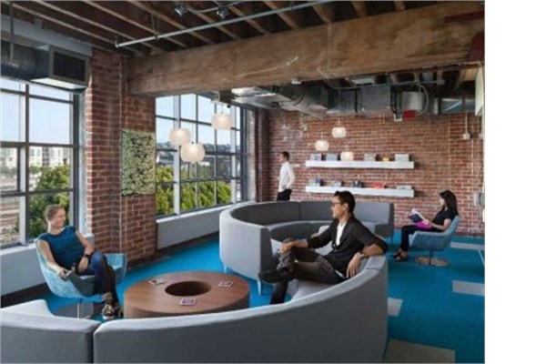 <br><b>18. Adobe</b></br>  alanlarn verdii not 5 zerinden 4,1.