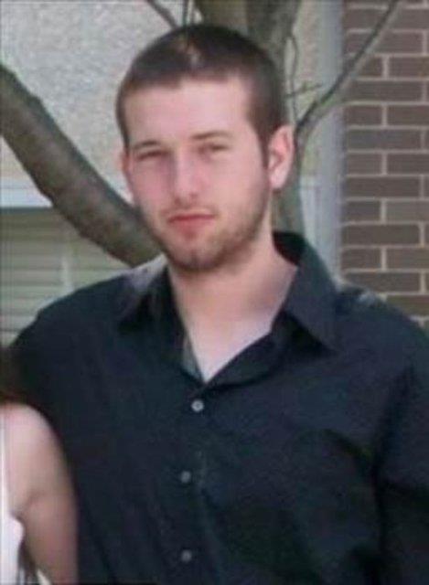 ABD'nin New York eyaletine bal 96 bin nfuslu Greece kentinde yaayan Nicolas Simmons 1 Ocak'ta ortadan kaybolmutu. Ailesi onu her yerde aryordu.