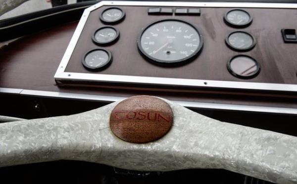 "Her biri 22 kiilik oturma yerine sahip Renultlarn toplam yolcu kapasitesi 28 kiiydi.