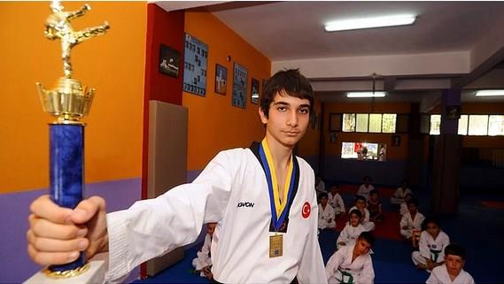 23. Trk sporcu Seyithan Akbalk