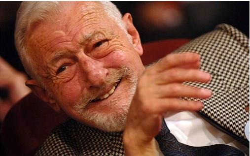 1. Beikta Kulb eski bakan ve onursal bakan Sleyman Seba