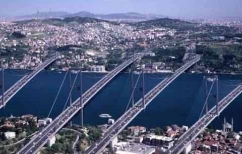 2047 Trkiye'sine 'mizahi bir bak' atmaya ne dersiniz?