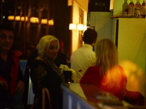 Bademlerden yiyen Orhan Gencebay, boulma tehlikesi atlatt.