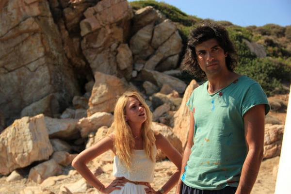 Tr olarak bambaka eylerin, fantastiin, animasyonun devreye girmesi derken, Biray Dalkran gibi bir trash (p) ynetmeninin  filmle bu toplama elik etmesi seviyeyi drd.