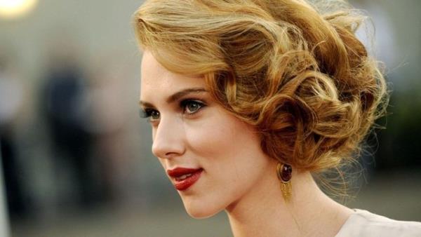 <b>rnek nl:</b> Scarlett Johansson'u rnek aln ve fikirlerinizi ifade etmekten korkmayn.