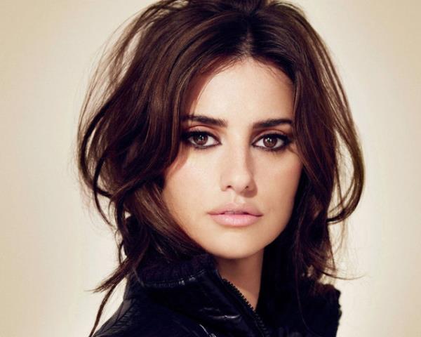 <b>rnek nl:</b> inizdeki Penelope Cruz'u ortaya kartn ve doal gzelliinizi da vurun.
