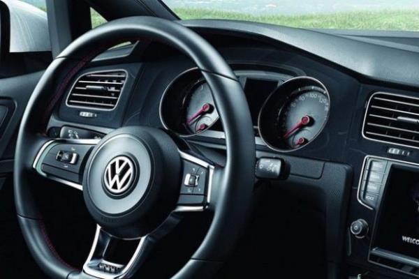 Geri vitese takldnda sa aynann aa inmesi