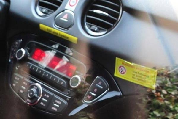 Abs ve/veya esp belli bir sure srekli alrsa rn 4-5 saniye, ara tehlikeli bir durum olduunu alglar ve otomatk olarak mzii kapatr.