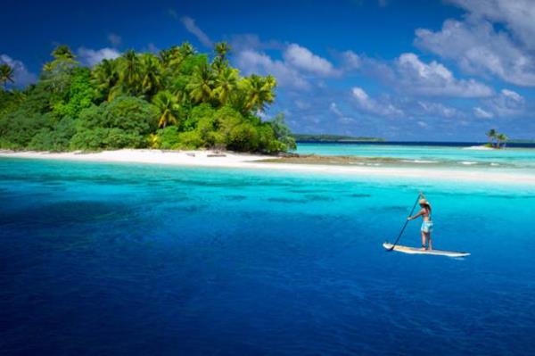 <p><b>Marshall Adalar</b></p>  ABD'ye bal bir lke olarak kabul edildiinden beri, Marshall Adalar'nn savunma gvenliinden Washington sorumlu. Eer adalar saldrya urarsa, ABD gerekli askeri destei vermek zorunda.