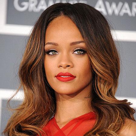 <br><b>18 Rihanna</b></br>  48 milyon dolar