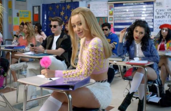 Iggy Azalea - Fancy (Explicit) ft. Charli XCX - iggyazaleamusicVEVO