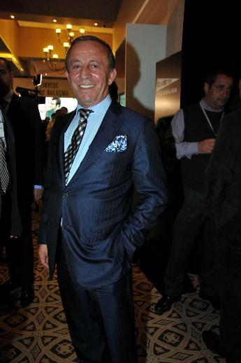 <br><b>12 Ali Aaolu</b></br>  2014 Serveti: 1 milyar 550 milyon dolar