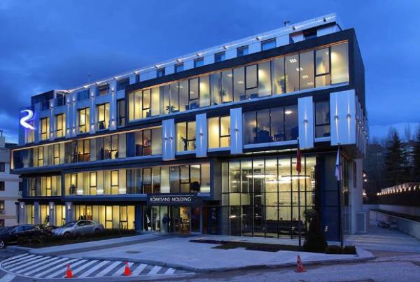 Erman Ilcak Rnesans Holding Ynetim Kurulu Bakan