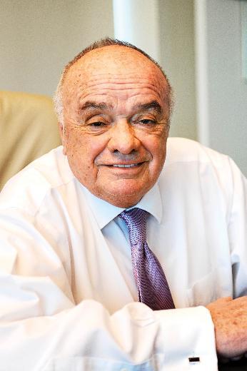 <br><b>2 ark Tara</b></br>  2014 Serveti: 3 milyar 300 milyon dolar