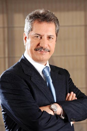 <br><b>23 Ahmet alk</b></br>  2014 Serveti: 1 milyar 100 milyon dolar