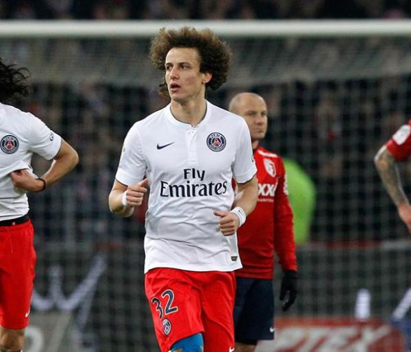 <br><b>David Luiz</b></br>  2014 ylnn en pahal transferleri listesinde 9. srada David Luiz var.
