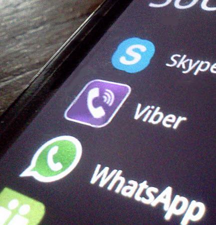 <p><b>Kimler Whatsapp kullanyor</b></p>  Bunun iin iPhone'larda Favoriler ksmna girmeniz yeterli. Bu listeye otomatik olarak giren tm kullanclarn Whatsapp kullandn syleyebiliriz.