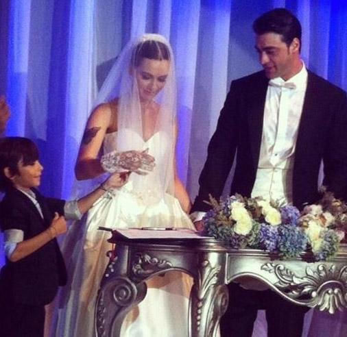 Sarp Levendolu ve Birce Akalay