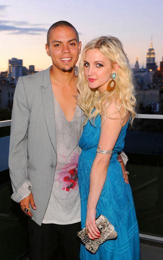 Ashlee Simpson ve Evan Ross