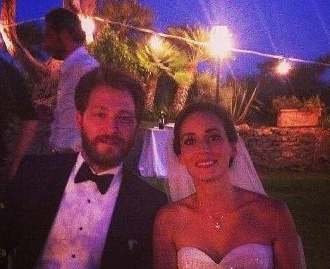 Ancak evlilikleri uzun srmedi. ift evlendikleri hzla boand.