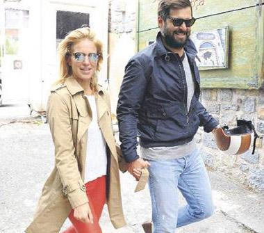 Burcu Esmersoy bir sredir iadam Baar Savur ile birlikteydi.