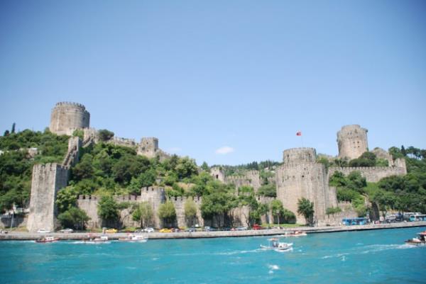 Ayrca ok gzel bir grnm sunuyor. Fotorafta Rumeli Hisar grlyor.