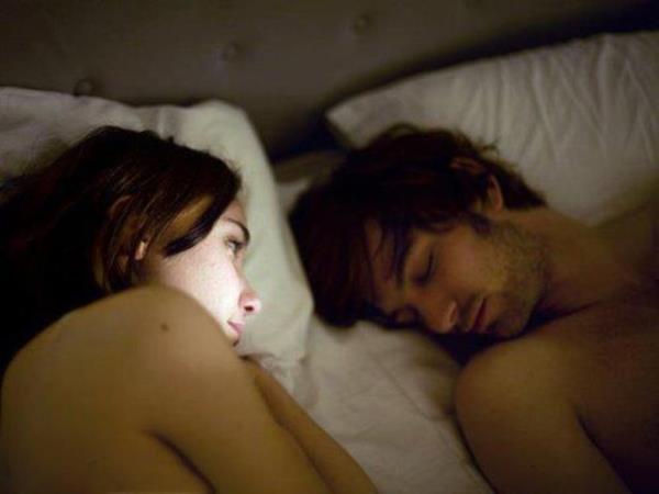 Yannda uyuyan ein sesi (horluyor olsa bile!)