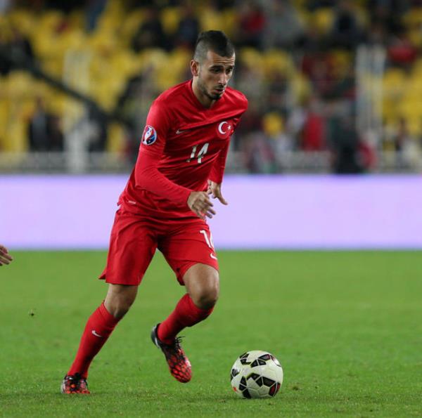 Asakir-i saha-l merkeziyye: Orta saha oyuncusu