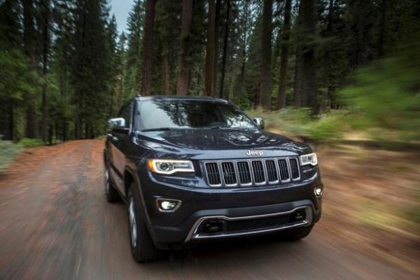 Jeep Grand Cherokee veya Wrangler modellerindeyse, 120.000 TL'ye 20 ay vadeli ve yzde 0,93 faizli kredi frsatndan faydalanabiliyor. Compass modelinde de 5.000 TL'lik nakit indirim frsatnn yannda 40.000 TL iin 24 ay vadeli ve yzde 0,89 faizli kredi seenei de sunuluyor.