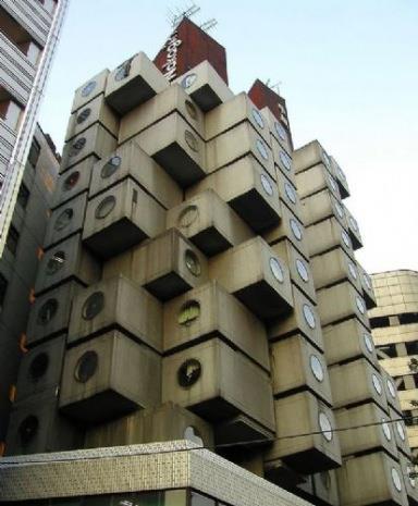 14 katl binada u anda 140 kapsl oda bulunmakta.