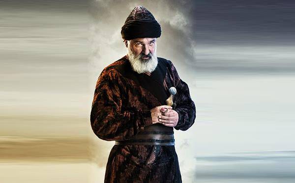 <p><b> Kurdolu</b></p>    Tarihte kendisi hakknda ok fazla ey yazlmasn istemeyen ender karakterlerden olan Kurdolu'nun denizcilie merak salan ilk Trk beyleri arasnda olduu biliniyor. Rodos ovalyelerine esir den kardeini kurtarmak iin Akdeniz'e hakim olmak gibi bir idealle yaad dnlmektedir. Dirili Erturul'da Kurdolu henz tarihteki Kurdolu ile ayn noktada deil gibi gzkyor.