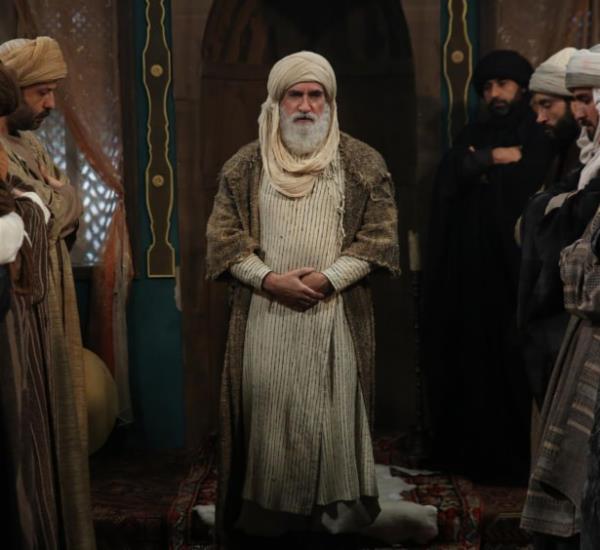 Nihayetinde son dura olan am'da gzlerini yuman bn Arabi, Osmanl ve Trkiye tarihinde kuaklar boyu sren bir ekoln kurucusudur. bn Arabi ekolnden olan eyh Bedreddin, Akemsettin, Ahmed Avni Konuk ve son olarak 2007 ylnda vefat eden Ltfi Filiz gibi isimler tarihimize yn vermi nemli isimler arasndadr.