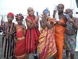 54. Nijerya : 1 litre benzinin ortalama fiyat 0.61 dolar  1 litre benzin iin gnlk cretten ayrlan pay yzde 13.29