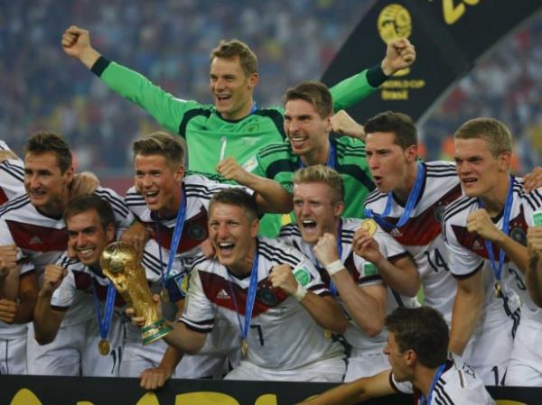 Almanya'nn kazand Dnya Kupas ve bu fotoraf da hafzalardan silinmedi.