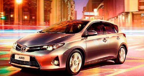 <p><b>Toyota demeyi 2015'e teliyor</b></p>  Toyota'nn aralk kampanyas, zellikle Auris iin byk avantajlar sunuyor. Auris'te 4 bin TL'ye, Auris Touring Sports'ta 5 bin 500 TL'ye varan indirimlere ek olarak '0' faizli kredi seenekleri sunuluyor. Avantajlarla dolu yl sonu kampanyasnda, Yaris Hybrid'te lansmana zel 5 bin TL'lik indirim devam ederken Verso'da 5 bin 50 TL'ye, Avensis'te 5 bin TL'ye varan indirimler bulunuyor. RAV4 2.0 benzinli ve dizel modellerinde de 7 bin 500 TL'lik indirimler yer alyor.