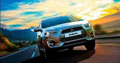 <p><b>Mitsubishi'den 9 bin 200 TL indirim</b></p>  Mitsubishi Motors, 2014 yln cazip bir kampanyayla uurluyor. 'Ayaklar yerden kesecek' kampanyada, ASX'ten Space Star'a, pick-up segmentindeki L200'den, getiimiz gnlerde sata sunulan Attrage'a kadar birok model, son derece ekonomik koullarla sata sunuluyor. ASX modellerinde 5 bin 750 TL, L200 modellerinde ise 9 bin 200 TL'ye varan indirim frsatlar sunulurken, Attrage da, Temsa Motorlu Aralar yetkili satclarnda lansmana zel fiyatlarla satlyor.