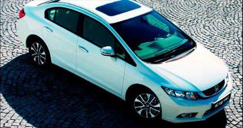 <p><b>Honda demeyi 2015'e erteliyor</b></p>  Honda benzinli veya LPG'li Civic Sedan almak isteyenlere birbirinden cazip ylsonu kampanyas hazrland. Kredi kullanarak Civic Sedan satn alanlar, 31 Aralk tarihine kadar geerli kampanya kapsamnda taksit demelerine Mays 2015'te balarken, cazip faiz oranlarndan yararlanabiliyor. Bunlara ek olarak aracn takas etmek isteyen mterilere ise bin TL takas destei sunuluyor. Kampanyada Civic Sedan iin 18 ay vadeli 30 bin TL'lik kredi iin aylk yzde 0.78 faiz oran uygulanyor.