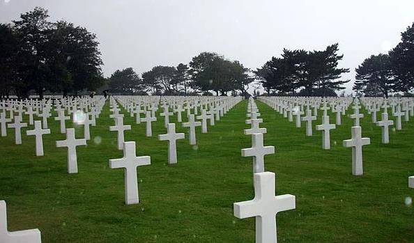 <p><b>Mezarlktan geerken nefesini tutmak</b></p>    Amerika yerlilerine gre mezarlkta nefes almak ok riskli bir hareketti. nk birisinin ruhunu iinize ekebilirdiniz.