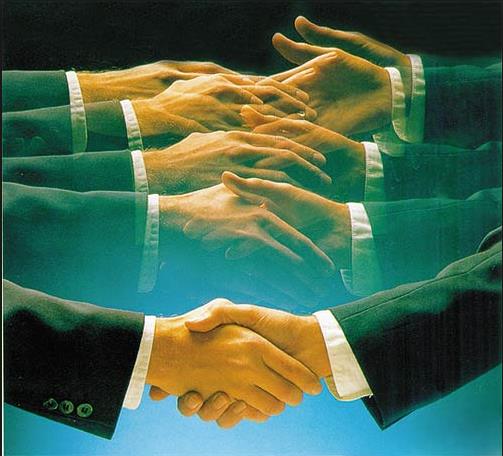 Tokalarken ya da birisine bir ey verirken sa el kullanlmaldr, sol el uursuzluktur.     <p>Elleri diz zerinde kavuturmak, parmaklar birbirine geirip el balamak iyi deildir, insann ksmeti kapanr.</p>    El ykanrken nce sa elden balamal, nce sol elden balamak uursuzluk getirir.