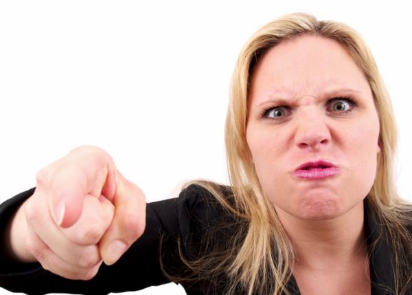 Mslman'a hakaret etmek, kfretmek haramdr.