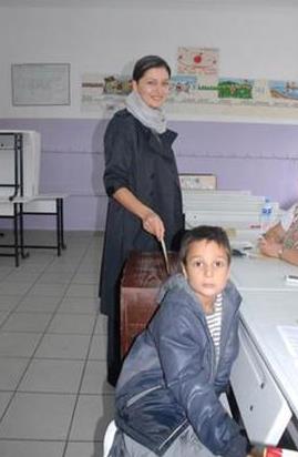 Nurgl Yeilay ile Cem zer'in olu Osman Nejat.